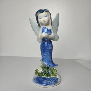 Disney fairy pixie hollow statue